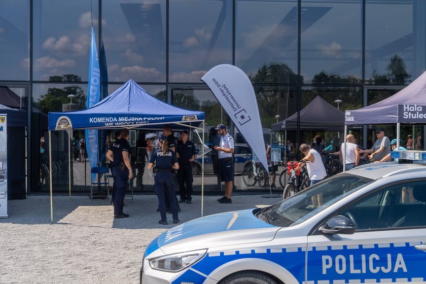 Piknik policyjny na Pergoli