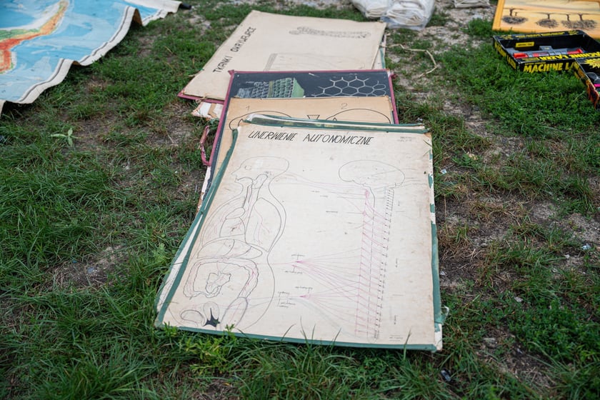 Pchli targ "Na Młynie" pełen jest skarbów. Można je zdobyć - lub tylko pooglądać - w niedziele między godz. 6 a 15