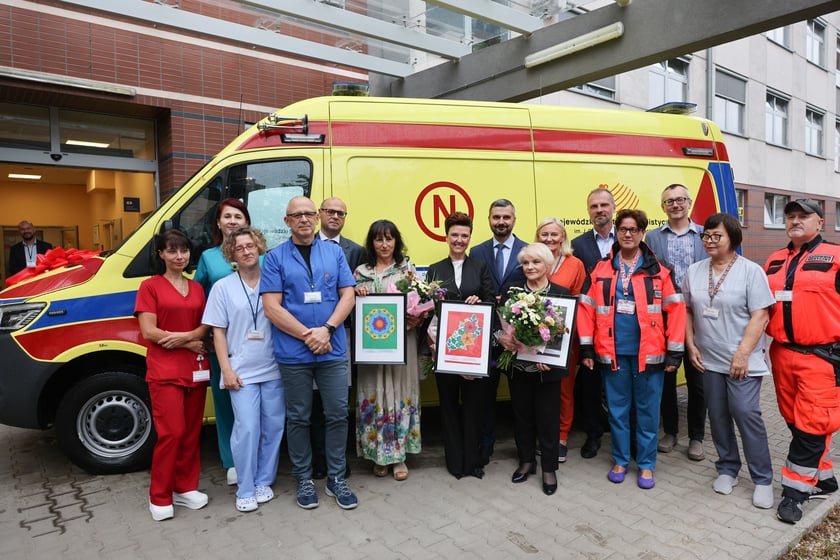 Wojewódzki Szpital Specjalistyczny im. J. Gromkowskiego uruchamia nową karetkę neonatologiczną