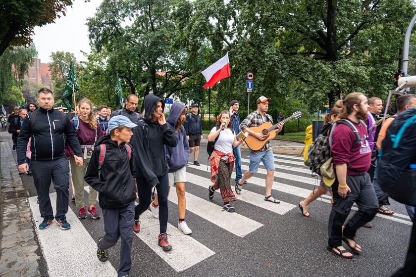 Początek pieszej pielgrzymki na Jasną Górę we Wrocławiu, 2 sierpnia 2024