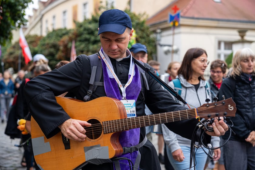 Początek pieszej pielgrzymki na Jasną Górę we Wrocławiu, 2 sierpnia 2024
