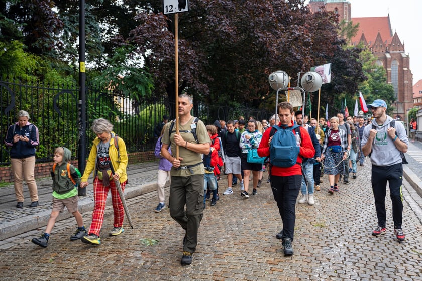 Początek pieszej pielgrzymki na Jasną Górę we Wrocławiu, 2 sierpnia 2024