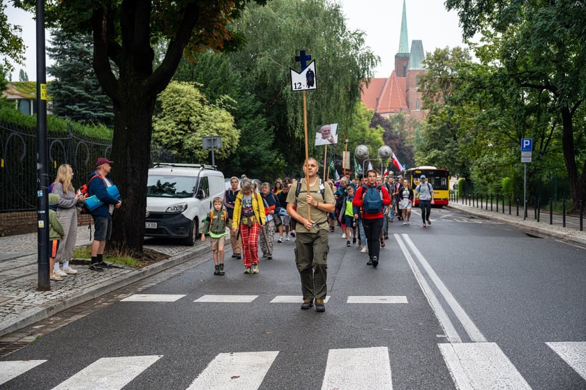 Początek pieszej pielgrzymki na Jasną Górę we Wrocławiu, 2 sierpnia 2024