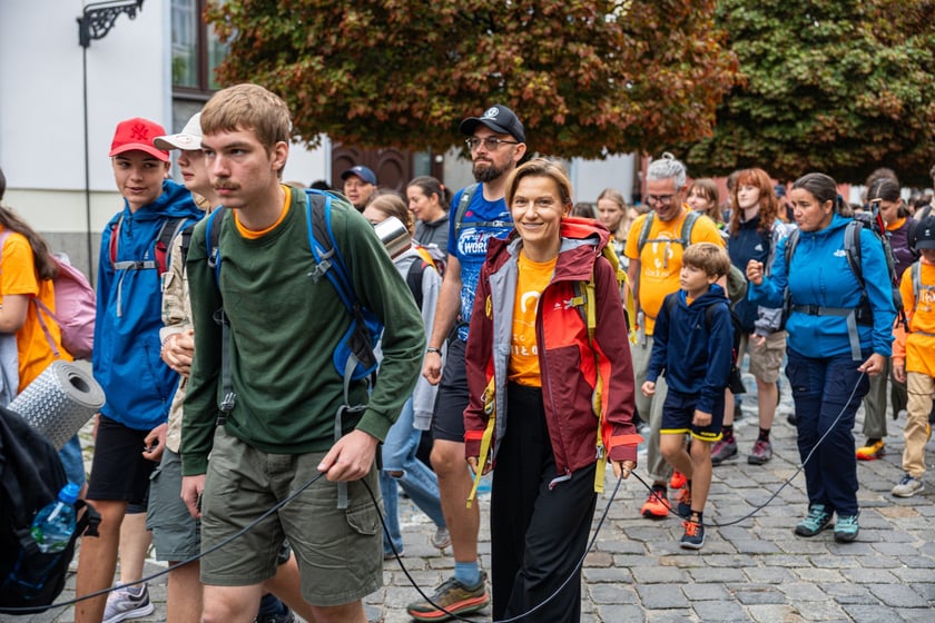 Początek pieszej pielgrzymki na Jasną Górę we Wrocławiu, 2 sierpnia 2024