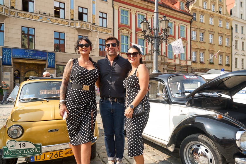 Samochody na MotoClassic 2024 r.