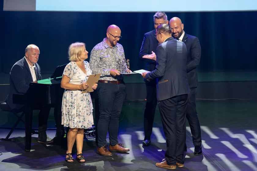 We wtorek ( 27 sierpnia) odbyła się inaugurację roku szkolnego 2024/2025z dyrektorami wrocławskich placówek oświatowych.