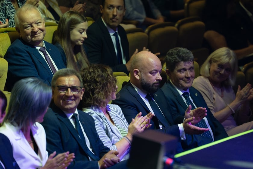 We wtorek ( 27 sierpnia) odbyła się inaugurację roku szkolnego 2024/2025z dyrektorami wrocławskich placówek oświatowych.