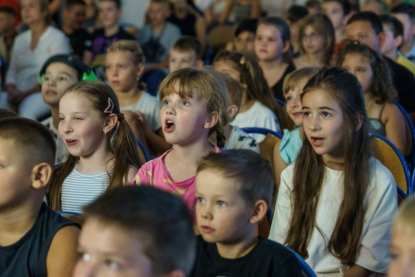 „Pan Kleks - wizytacja z Ministerstwa w ZSP8” – wydarzenie filmowo-teatralne w Zespole Szkolno-Przedszkolnym nr 8 we Wrocławiu