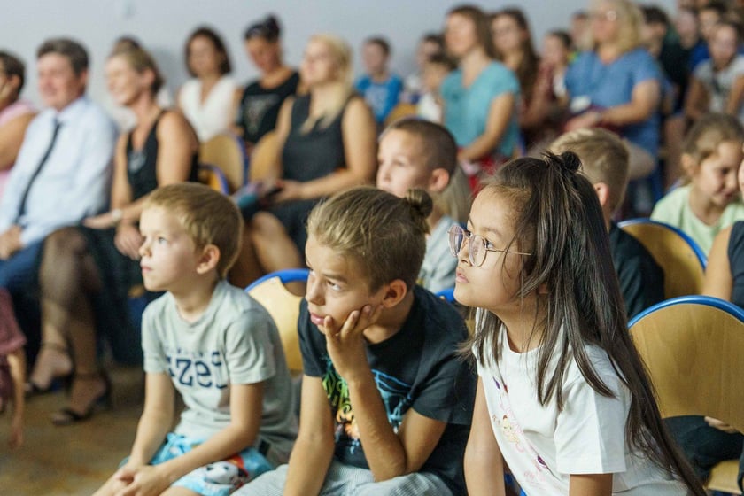 „Pan Kleks - wizytacja z Ministerstwa w ZSP8” – wydarzenie filmowo-teatralne w Zespole Szkolno-Przedszkolnym nr 8 we Wrocławiu