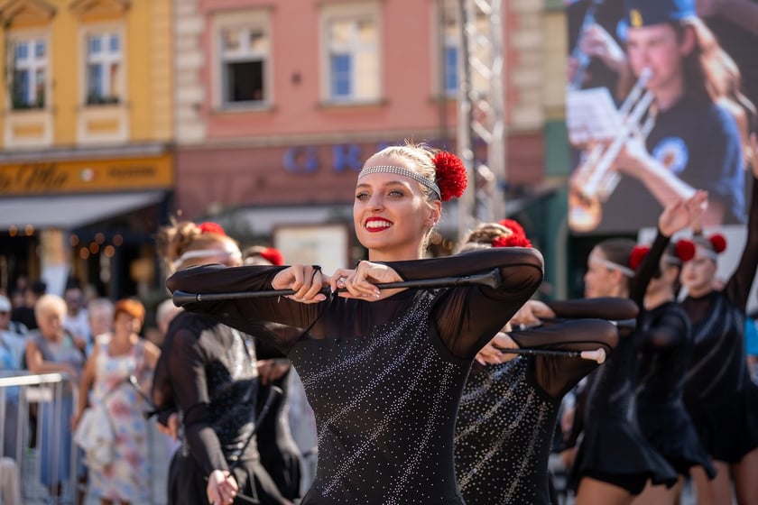 Marsz Kapeluszy i inauguracja Dni Seniora 2024