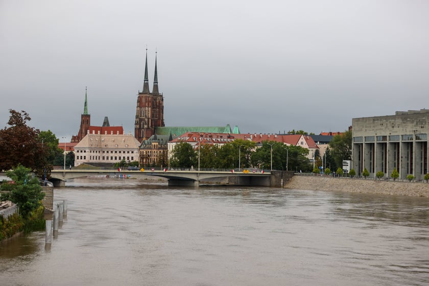 Widok na Odrę we Wrocławiu