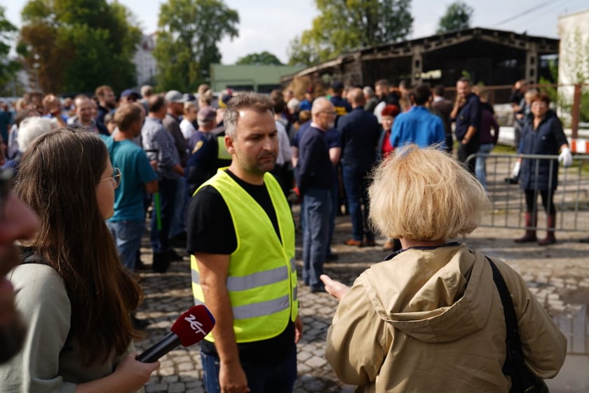 Odbiór piasku spod ZDiUM-u, 16 września 2024
