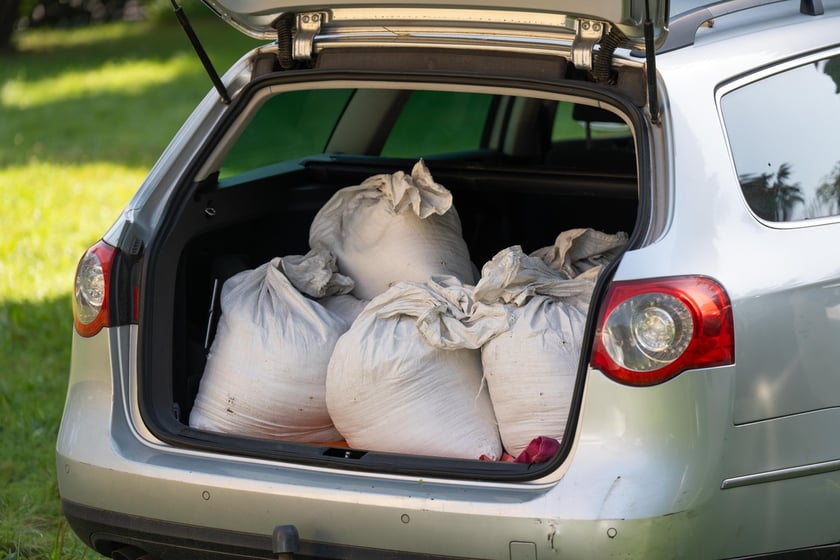 punkt wydawania worków z piaskiem, ulica Osobowicka 132