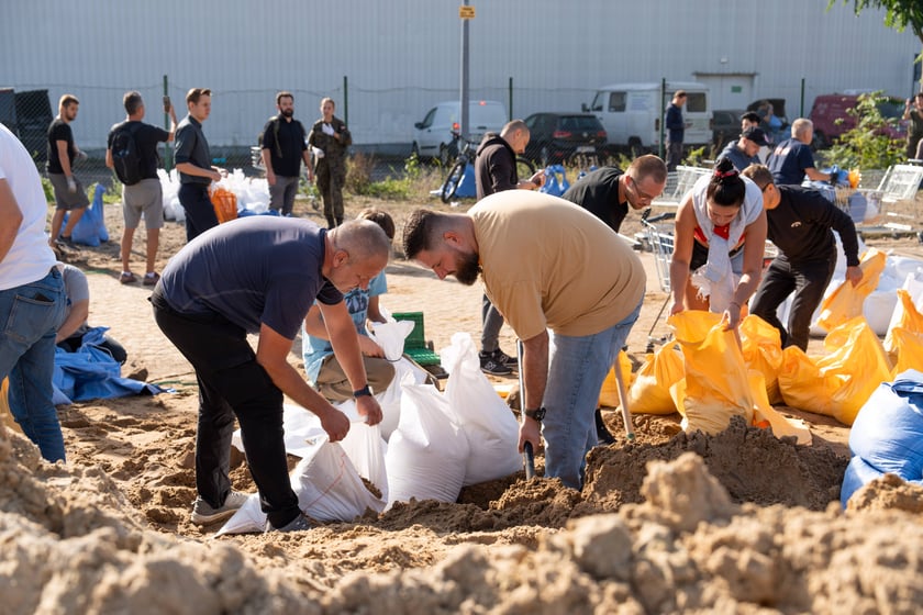 Teren ZDiUM - miejsce, w którym można dostać worki z piaskiem