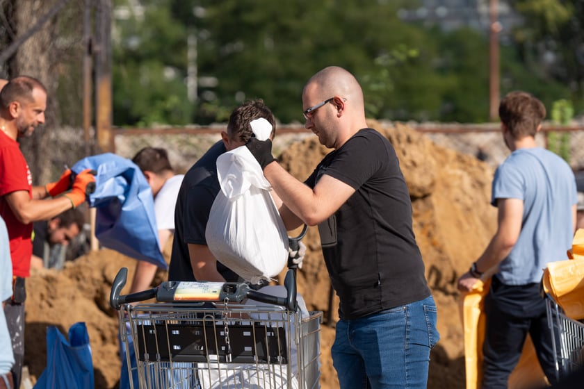 Teren ZDiUM - miejsce, w którym można dostać worki z piaskiem