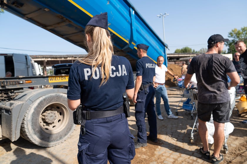 Teren ZDiUM - miejsce, w którym można dostać worki z piaskiem