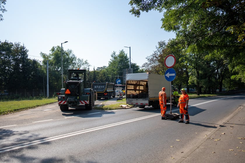 Stawianie umocnień na Stabłowicach (Leśnica), 18 września 2024 roku
