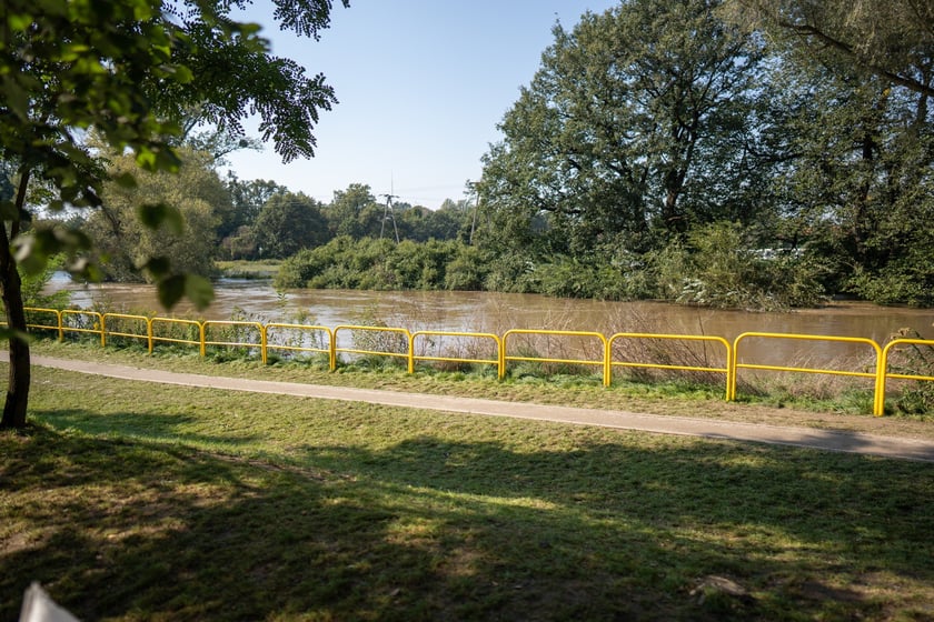 Stawianie umocnień na Stabłowicach (Leśnica), 18 września 2024 roku