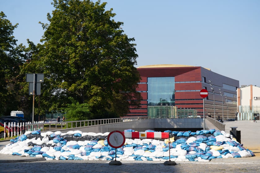 Worki zabezpieczające centrum Wrocławia