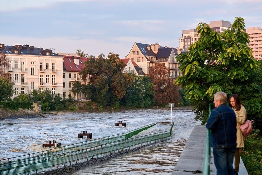 Odra we Wrocławiu, czwartek, 19 września rano