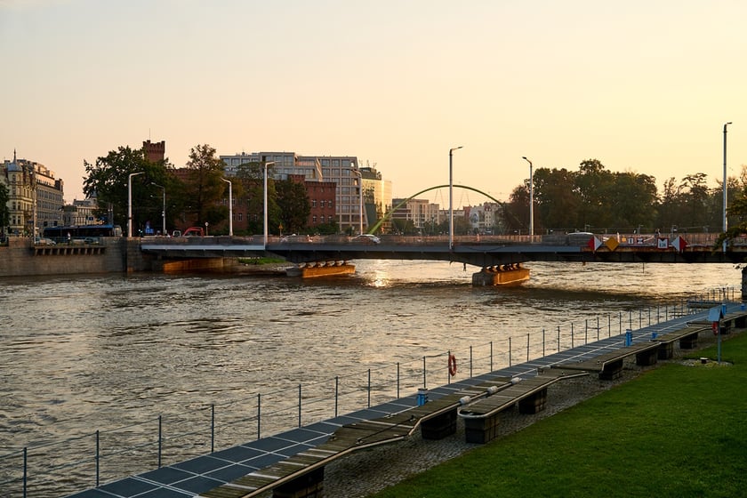 Odra we Wrocławiu, czwartek, 19 września rano