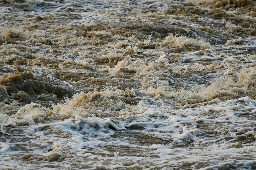 Odra we Wrocławiu, czwartek, 19 września rano