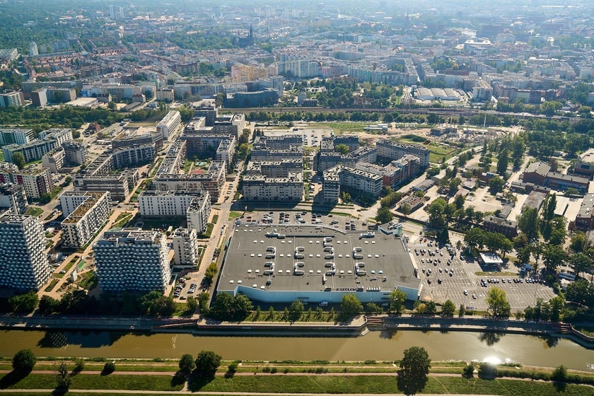 Wrocław z lotu ptaka. Zdjęcia lotnicze z powodzi [21 września]