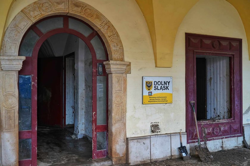 Ogrom zniszczeń po powodzi, jaka przeszła przez Kłodzko i Lądek-Zdr&oacute;j