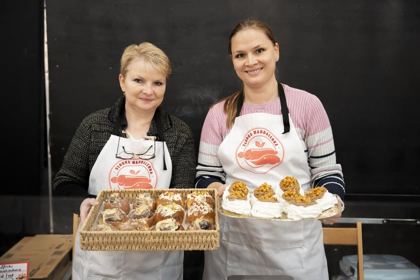 Festiwal Kupuj Świadomie w Czasoprzestrzeni (Zajezdnia Dąbie), czyli moda, kosmetyki, słodkości i rośliny do kupienia