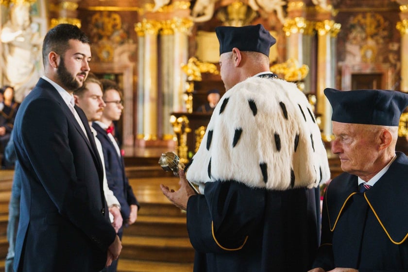 Inauguracja roku akademickiego Międzynarodowej Wyższej Szkoły Logistyki i Transportu w Auli Leopoldina