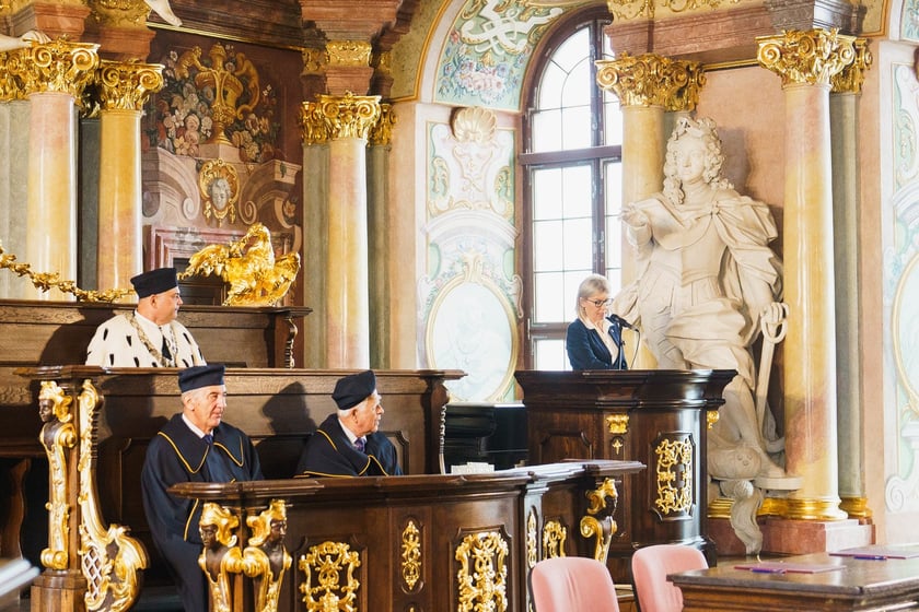 Inauguracja roku akademickiego Międzynarodowej Wyższej Szkoły Logistyki i Transportu w Auli Leopoldina