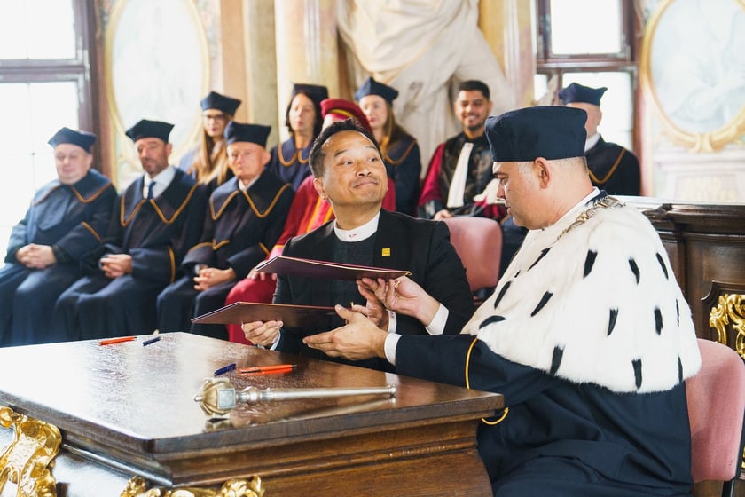 Inauguracja roku akademickiego Międzynarodowej Wyższej Szkoły Logistyki i Transportu w Auli Leopoldina