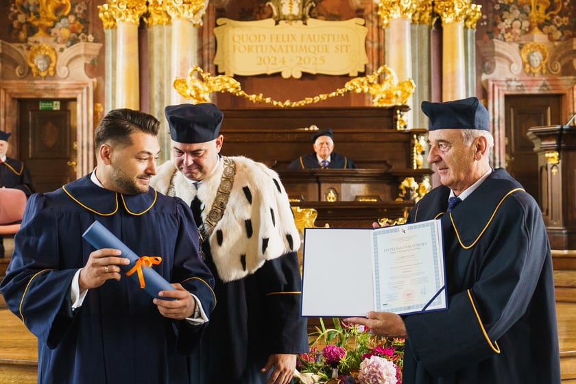 Inauguracja roku akademickiego Międzynarodowej Wyższej Szkoły Logistyki i Transportu w Auli Leopoldina