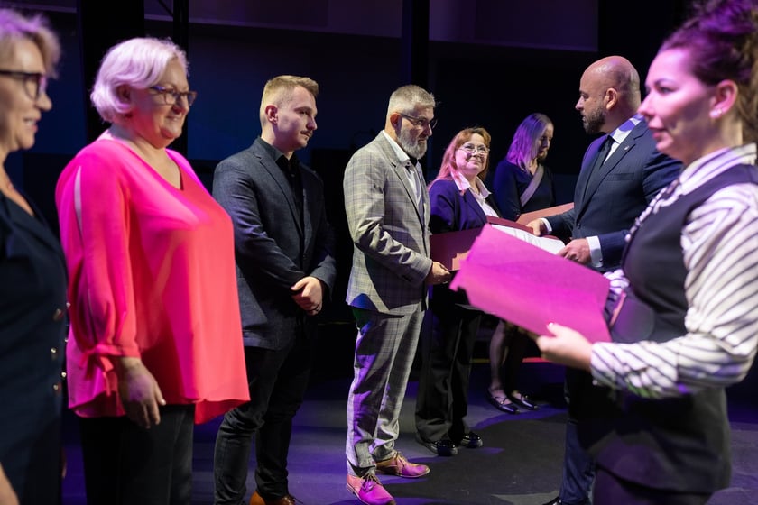 Wrocławski Dzień Edukacji Narodowej 2024. Wyróżnienia dla nauczycieli