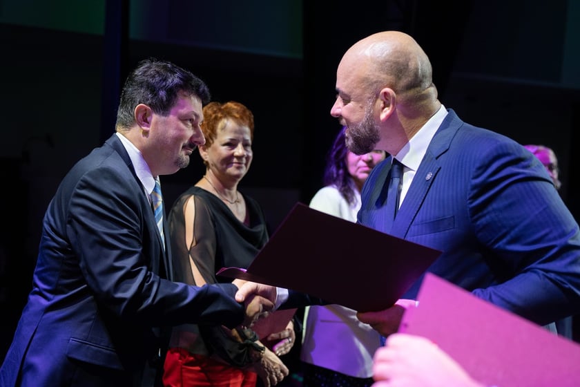 Wrocławski Dzień Edukacji Narodowej 2024. Wyróżnienia dla nauczycieli