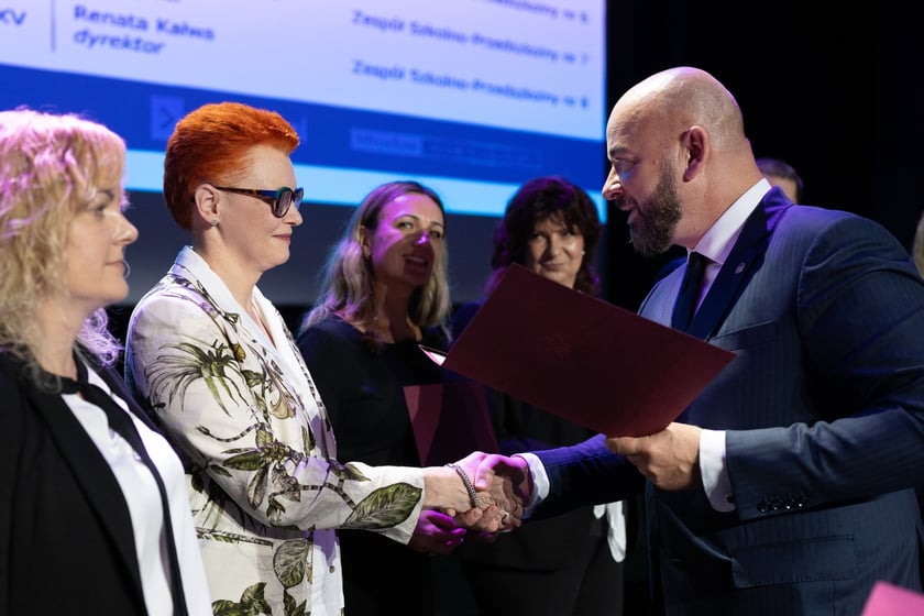Wrocławski Dzień Edukacji Narodowej 2024. Wyróżnienia dla nauczycieli