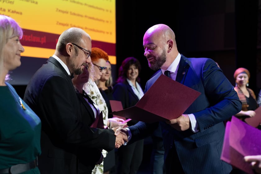 Wrocławski Dzień Edukacji Narodowej 2024. Wyróżnienia dla nauczycieli