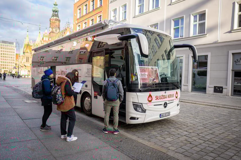 Krwiobus przy ulicy Oławskiej, 18.10.2024
