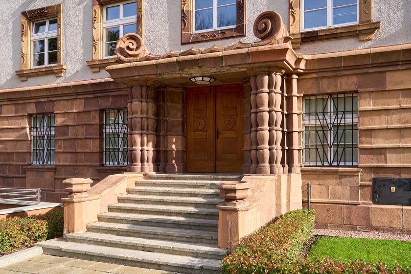 Budynek ZUS przy ul. Pretficza we Wrocławiu