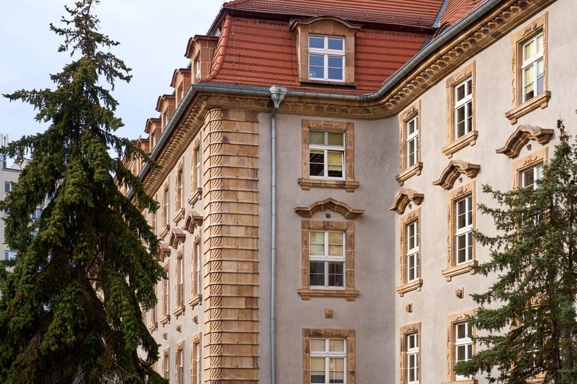 Budynek ZUS przy ul. Pretficza we Wrocławiu