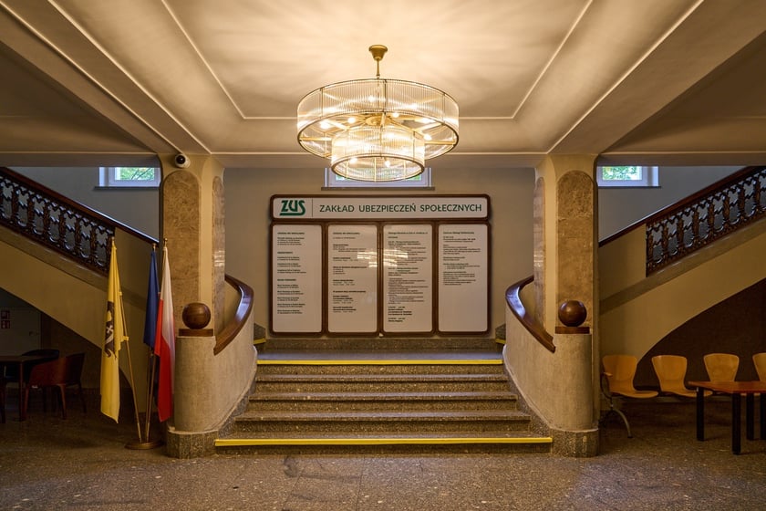 Budynek ZUS przy ul. Pretficza we Wrocławiu