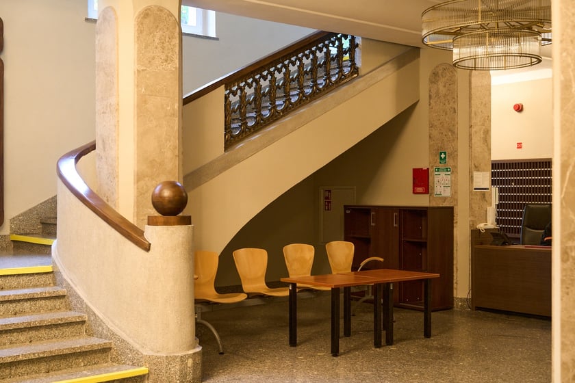 Budynek ZUS przy ul. Pretficza we Wrocławiu