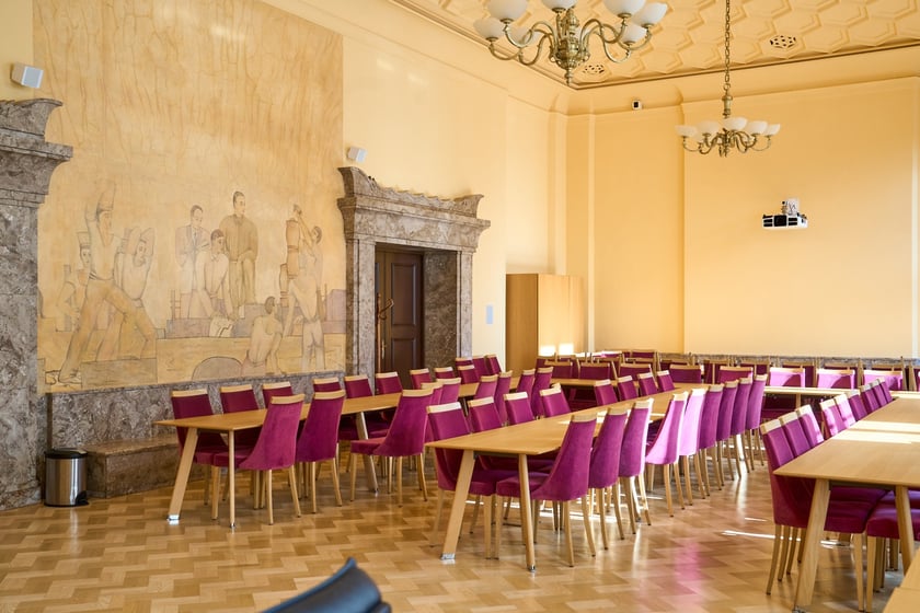 Budynek ZUS przy ul. Pretficza we Wrocławiu