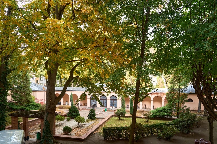 Budynek ZUS przy ul. Pretficza we Wrocławiu