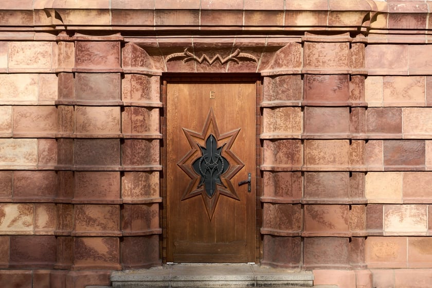 Budynek ZUS przy ul. Pretficza we Wrocławiu