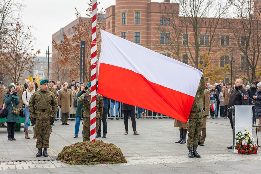 Uroczystości z okazji Narodowego Święta Niepodległości na placu Wolności we Wrocławiu - 11.11.2024
