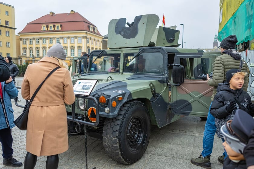 Uroczystości z okazji Narodowego Święta Niepodległości na placu Wolności we Wrocławiu - 11.11.2024