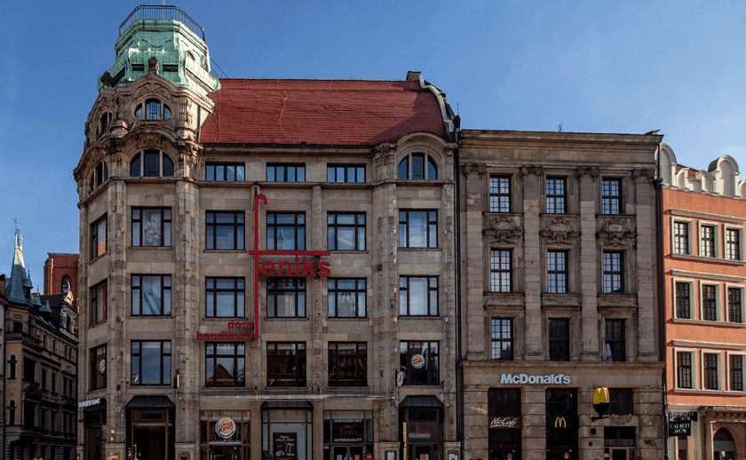 Rynek we Wrocławiu i DH Feniks