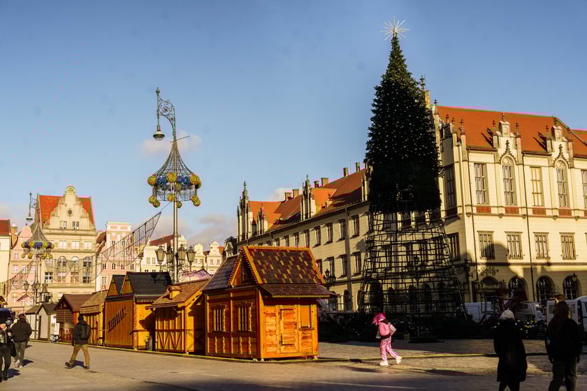W Rynku powstaje Wrocławski Jarmark Bożonarodzeniowy 2024