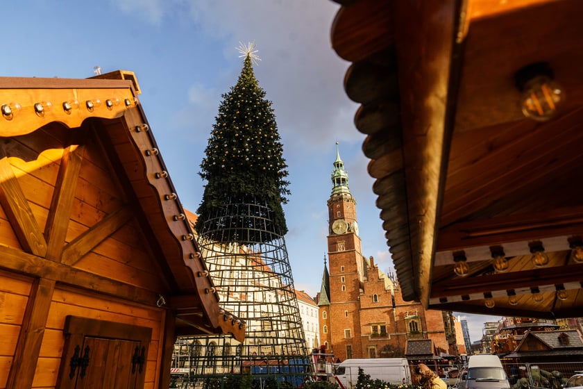 W Rynku powstaje Wrocławski Jarmark Bożonarodzeniowy 2024